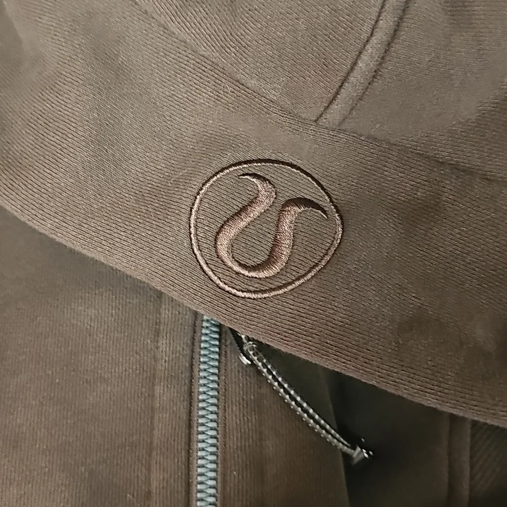 Lululemon Scuba Hoodie, Java, M/L - Picture 4 of 6